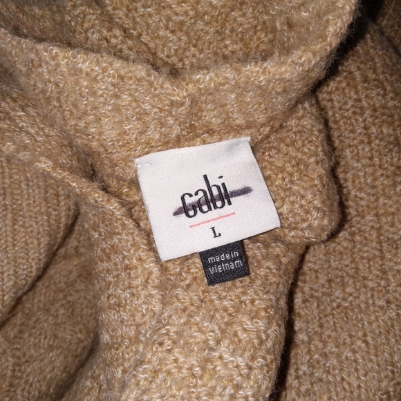 NWOT CAbi Tan Oversized Multi Knit Pattern Cardigan Sweater L/Xl - Picture 9 of 9